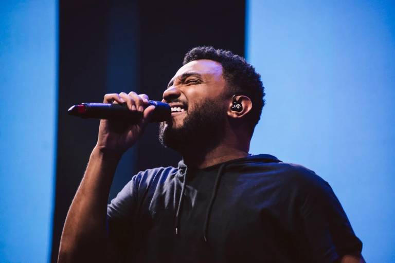 Eli Soares Gospel Tour: Conheça a trajetória e a nova turnê “Nós” em 2025