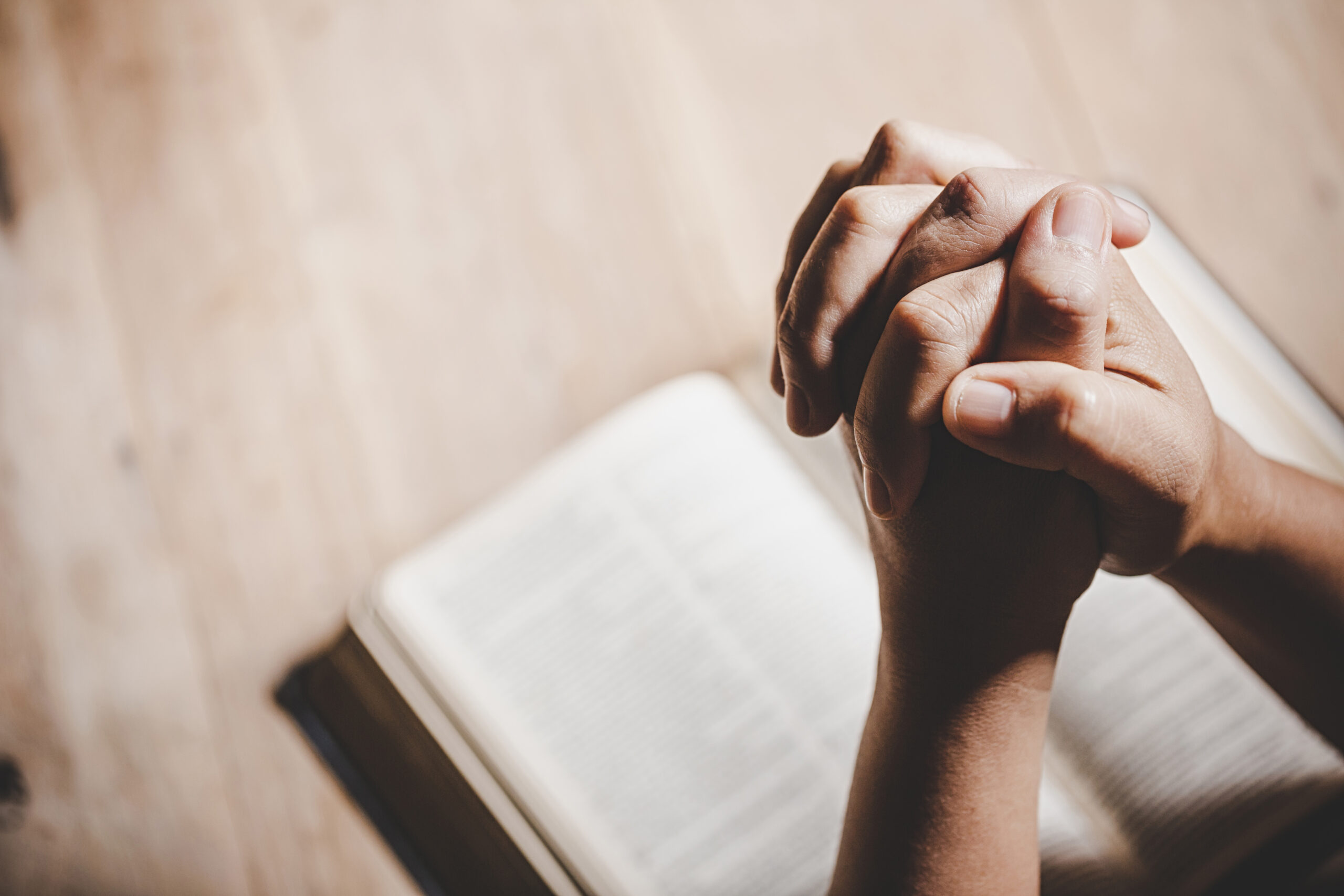 O poder transformador dos devocionais: cultivando fé e saúde emocional nos dias corridos que vivemos